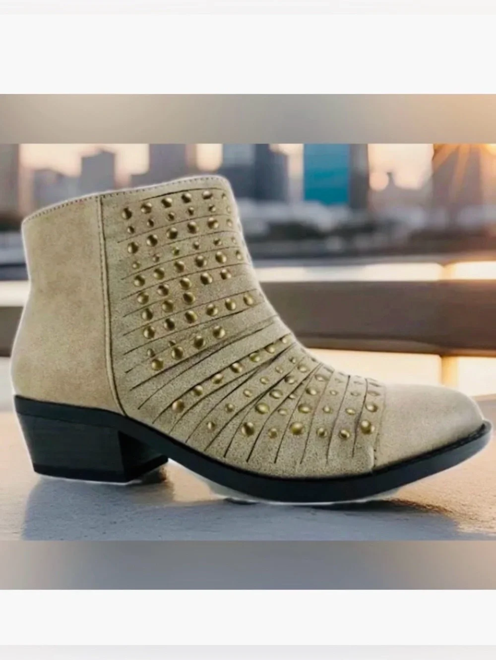 NWT WHITE MOUNTAIN Desire Studded Ankle Bootie Western Heel Taupe 6